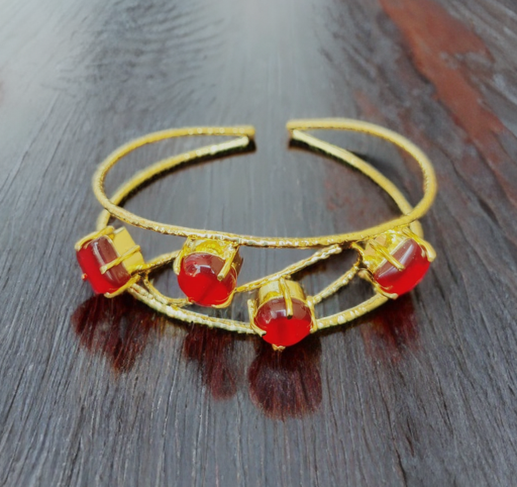 Gold Toned Stone Bracelete