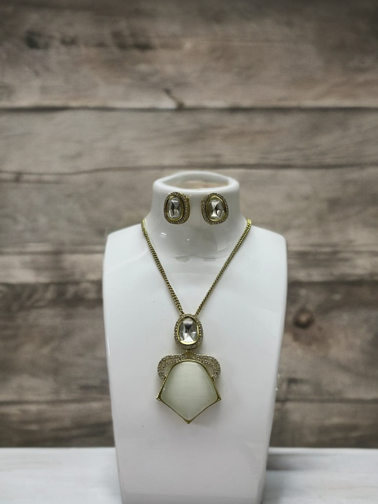 Kundan AD Pendent Necklace