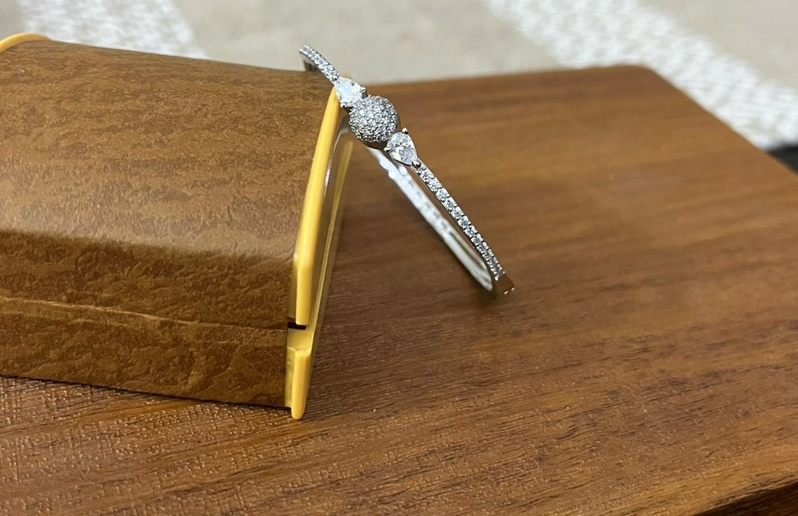 Classy Round AD studded bracelet