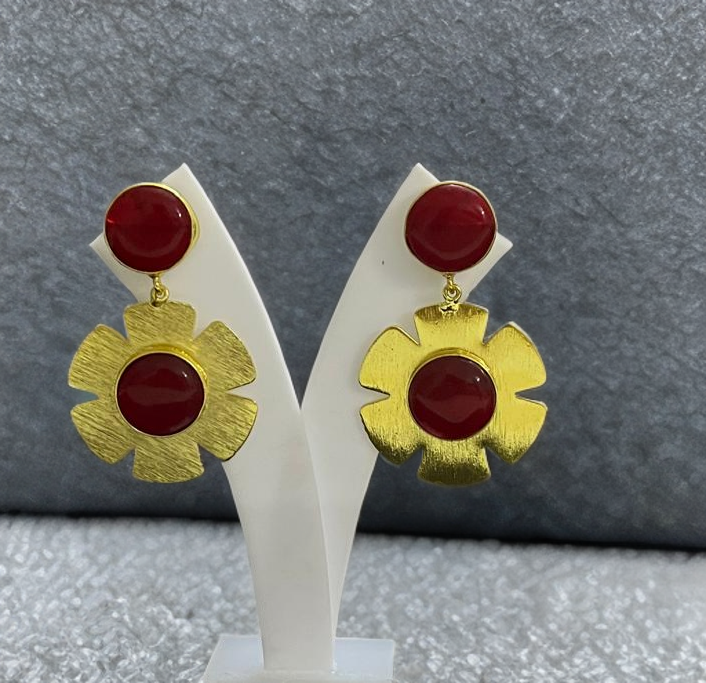 Gold toned Big flower earrings