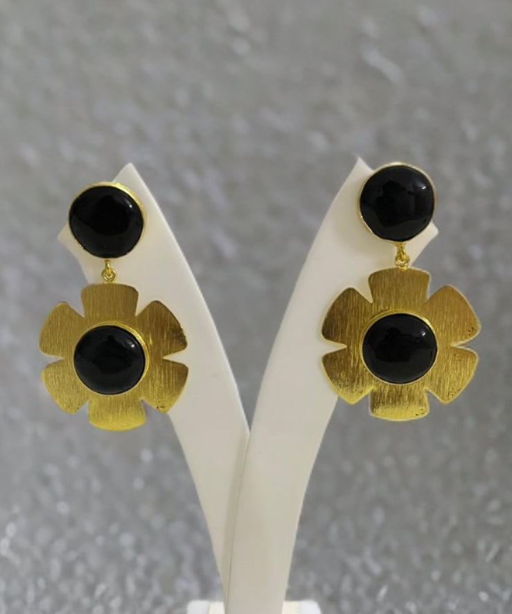 Gold toned Big flower earrings